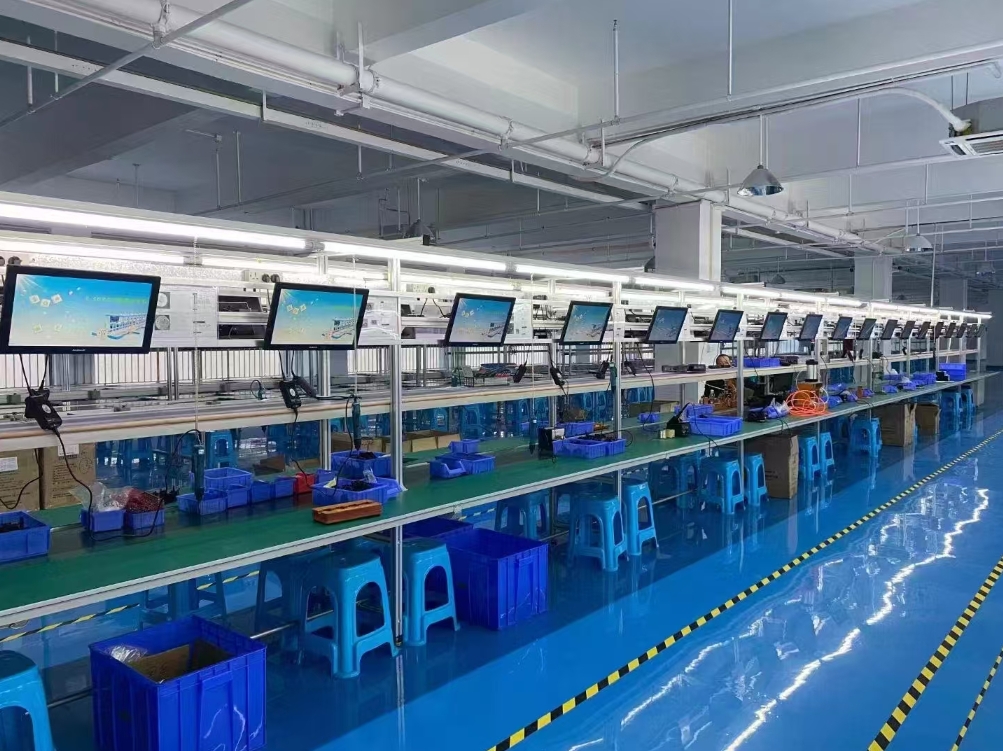 数字标牌实时看板：生产车间数据可视化的“智慧之眼”