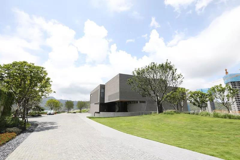 腾博会科技赋能华润档案馆 数字化展示书写企业历史新篇(图2)